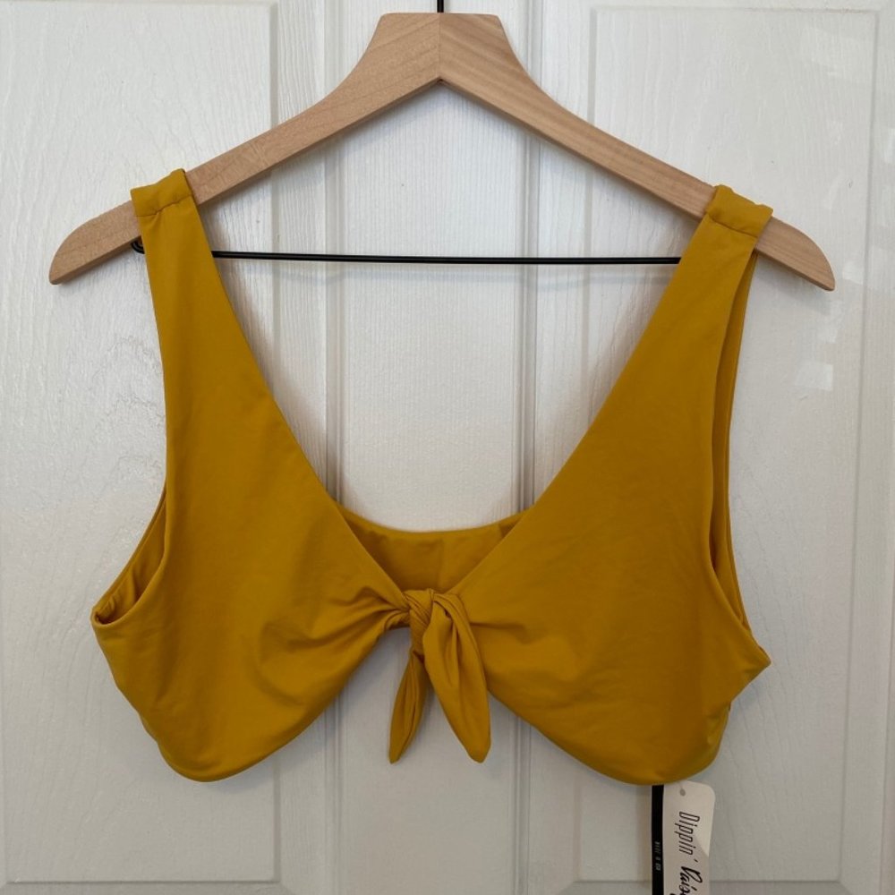 Dippin' Daisy Muse Bikini Top size XL in Honey